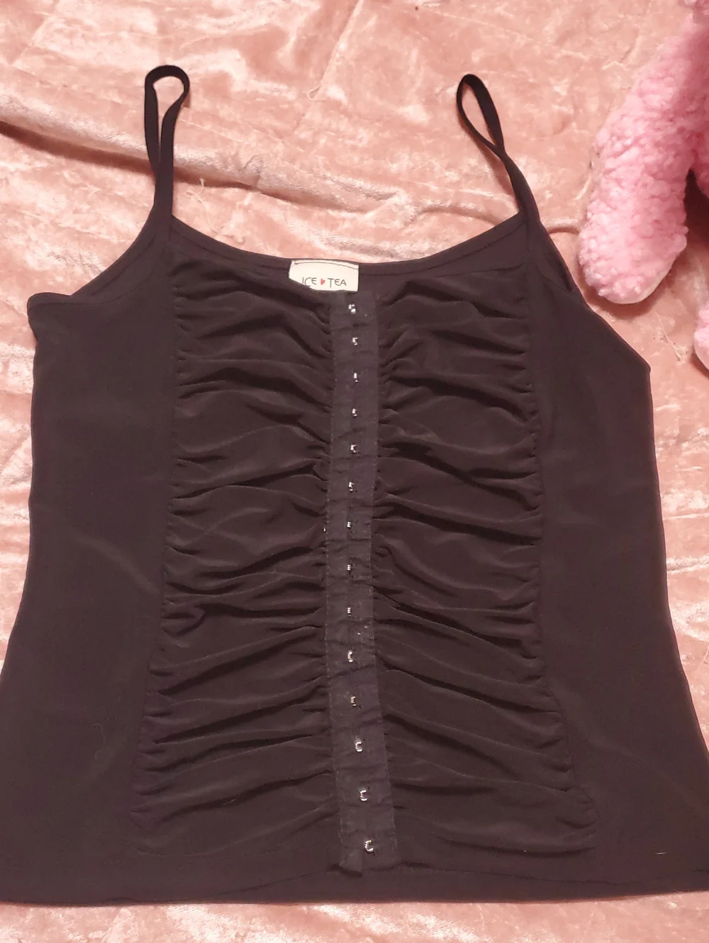 Black Ruched Front Hook-Closure Cami - Picture 4 of 4